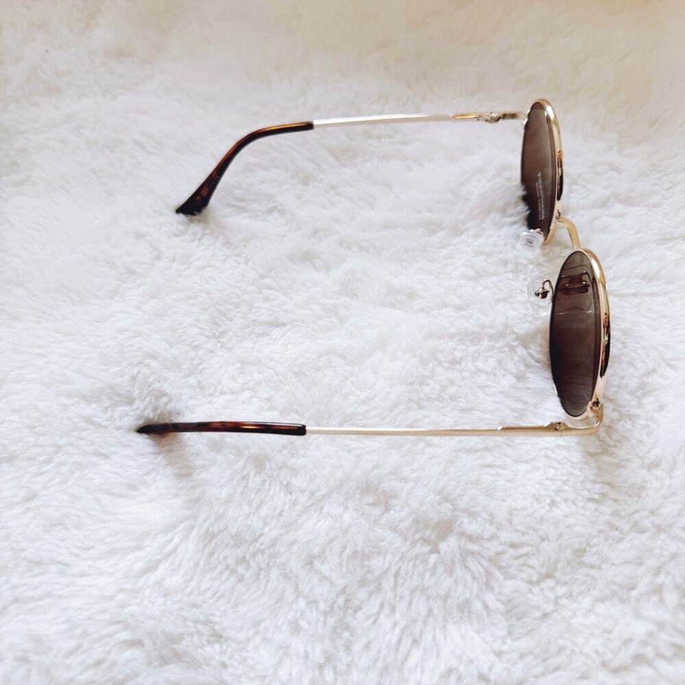 Henry Silver & Gold Rims Round Lens Sunglasses - Picture 5 of 8